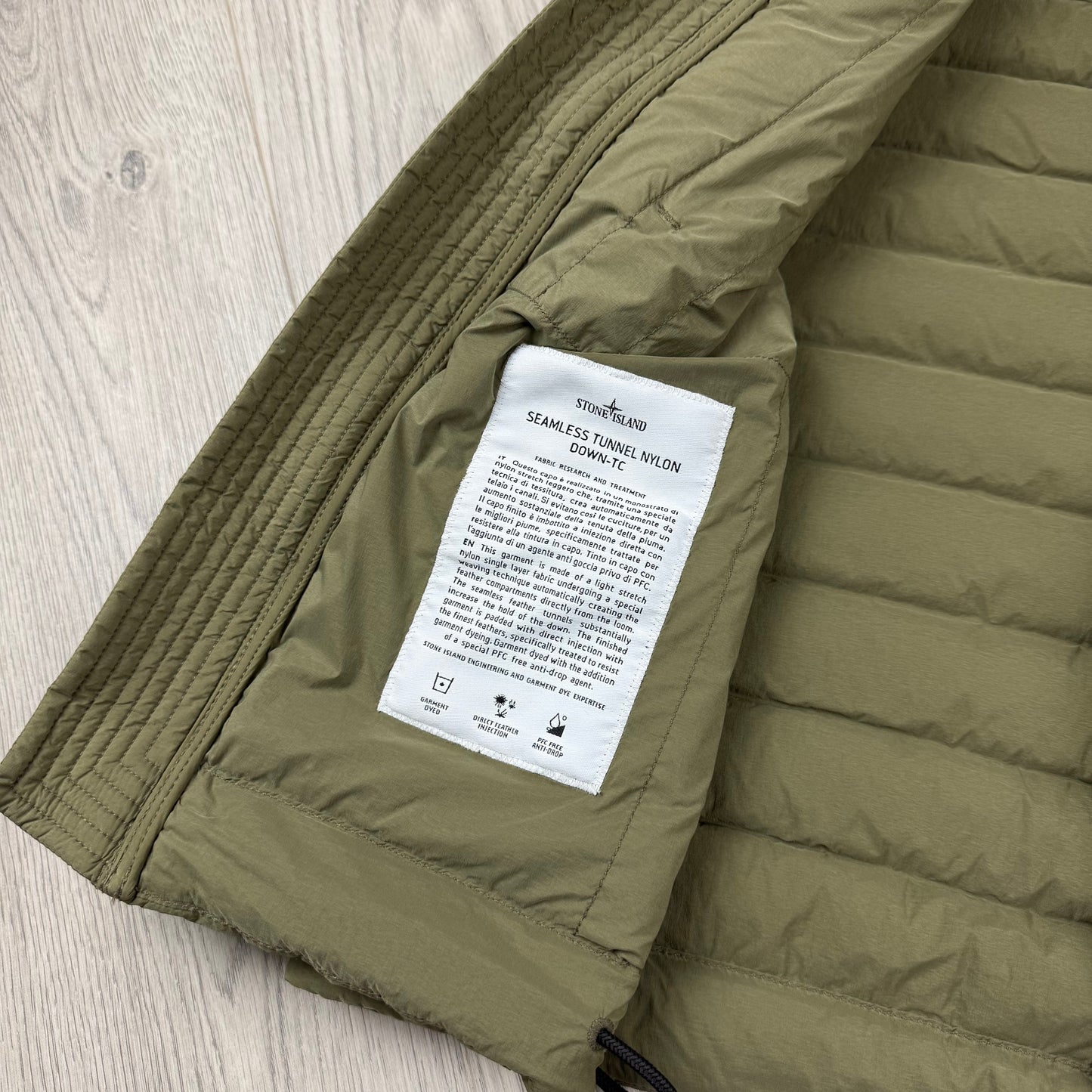 Stone Island Seamless Down Gilet - Military