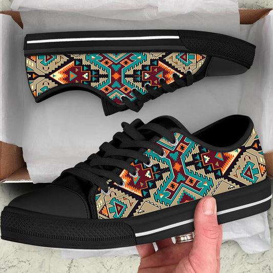 Culture Design Native American Low Top Canvas Shoe LT10