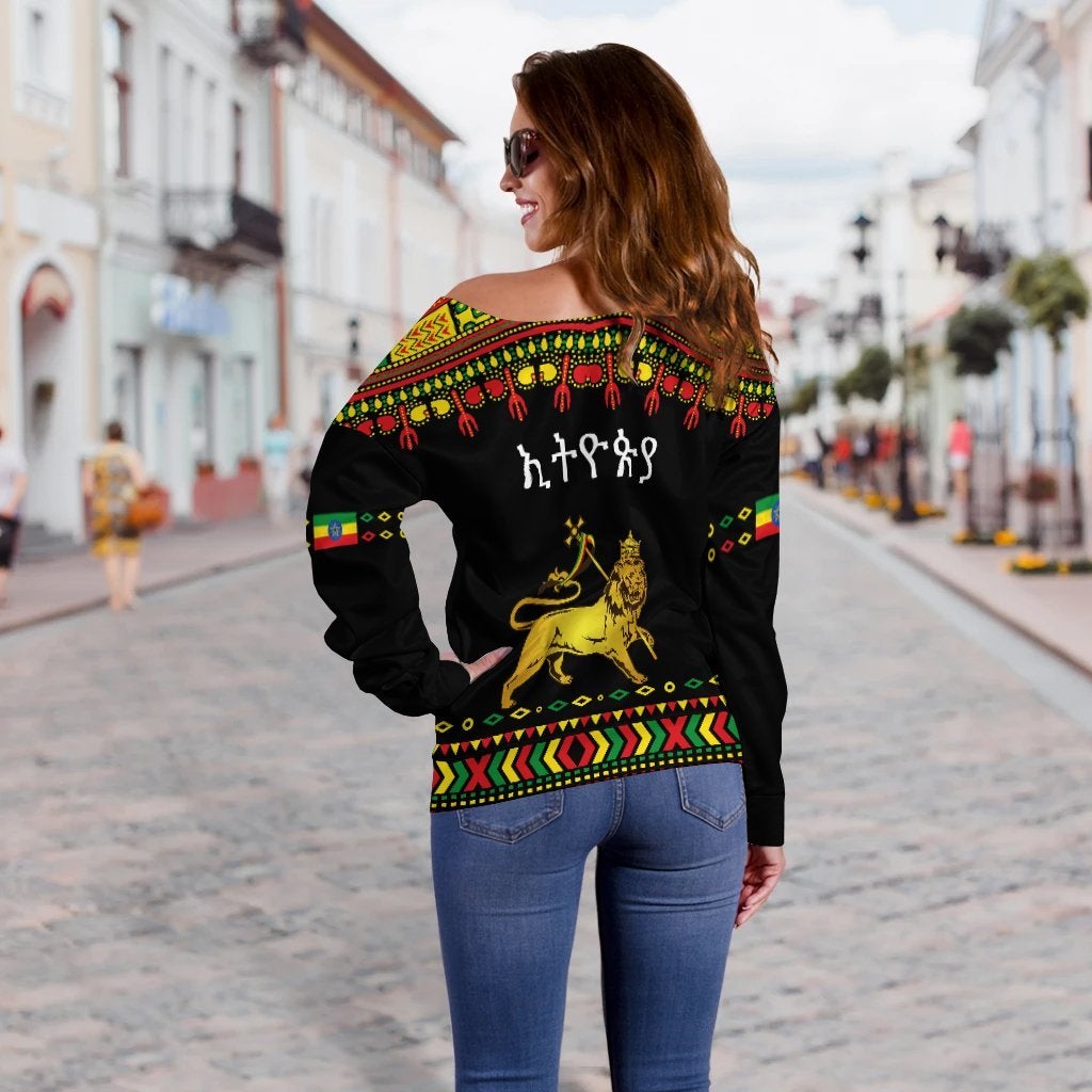 Ethiopia Off Shoulder Sweater Lion LT13