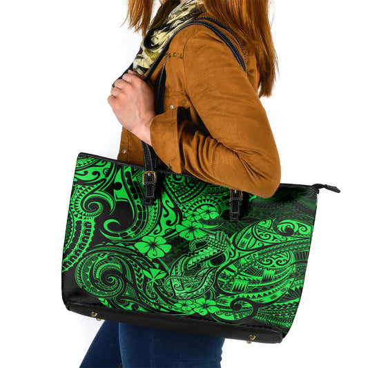 Hawaii Fish Hook Leather Tote Bag Polynesian Pattern Green Version LT01